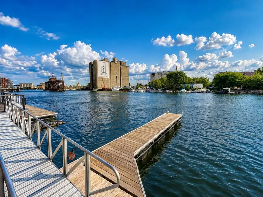 311 E Erie St, Milwaukee, WI 53202 - #2