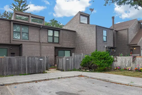 9256 N 70th St, Milwaukee, WI 53223