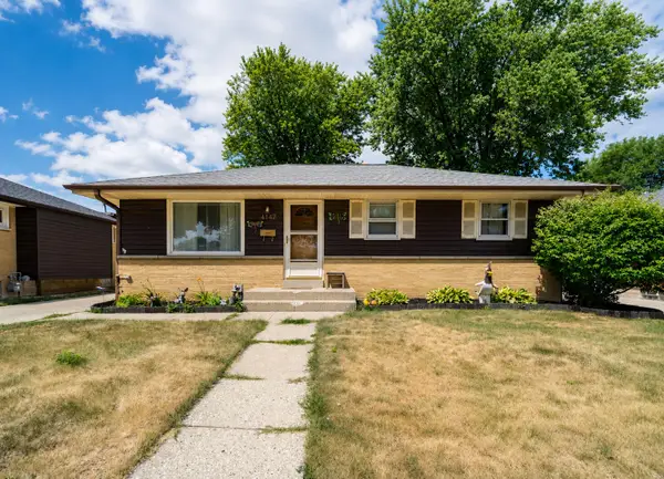 4147 S 52nd St, Milwaukee, WI 53220