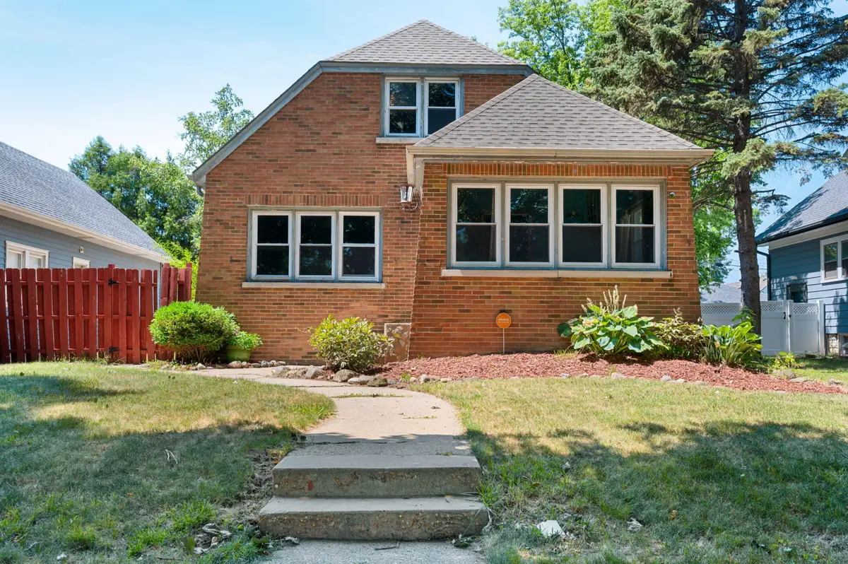 5545 N 40th St, Milwaukee, WI 53209 - #1