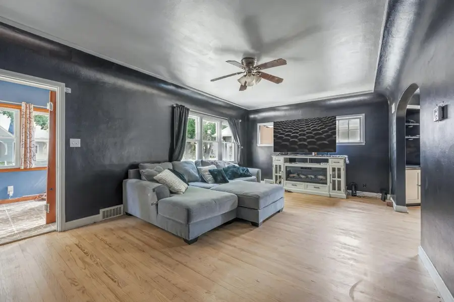 5545 N 40th St, Milwaukee, WI 53209 - #3
