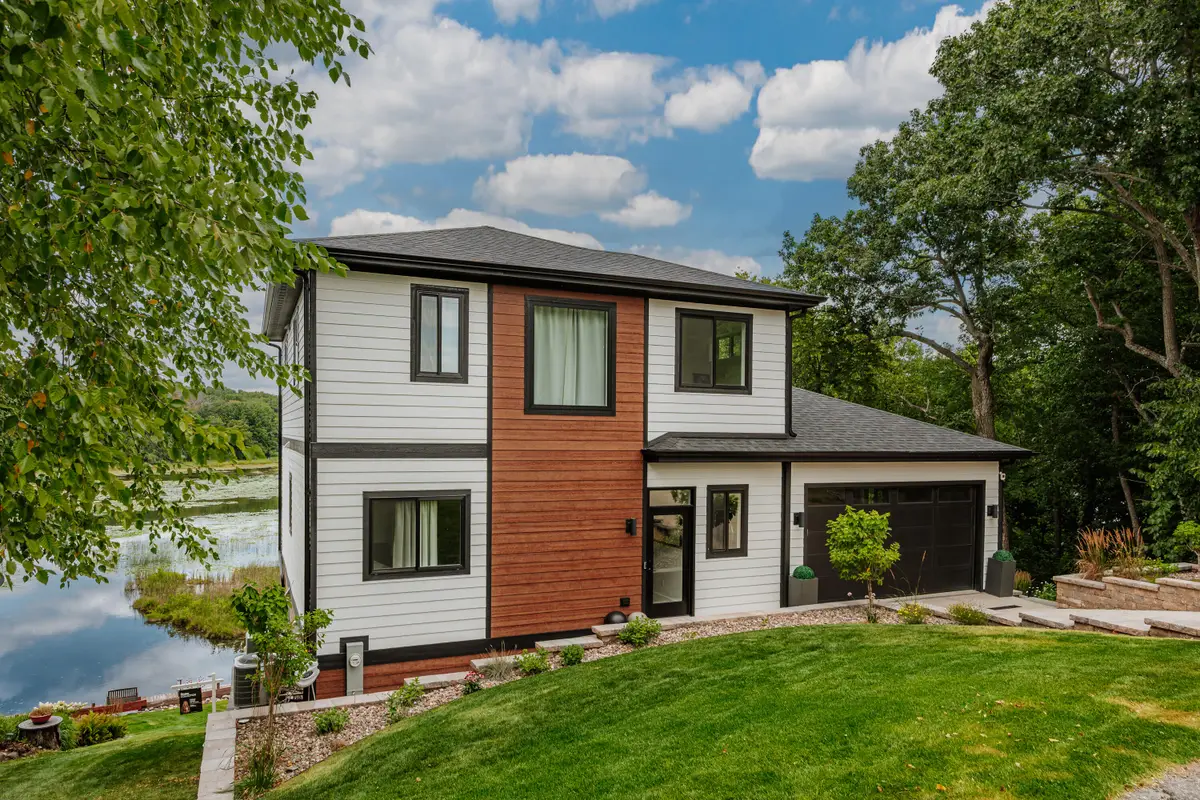 W5702 North Dr, Lauderdale Lakes, WI 53121 - #1