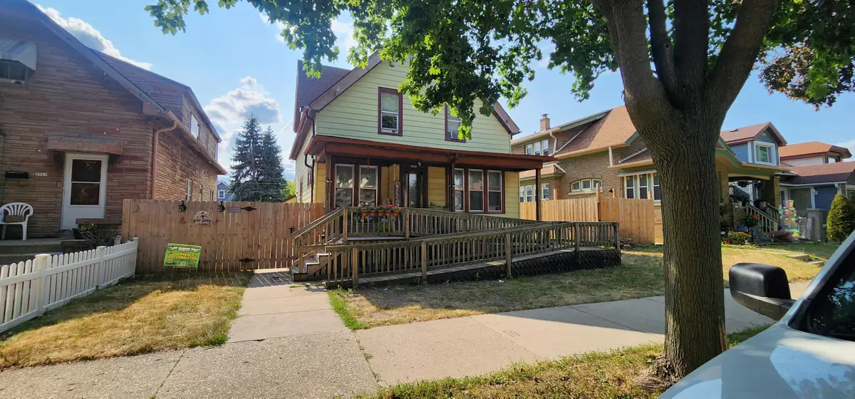 2065 S 34th St, Milwaukee, WI 53215 - #1