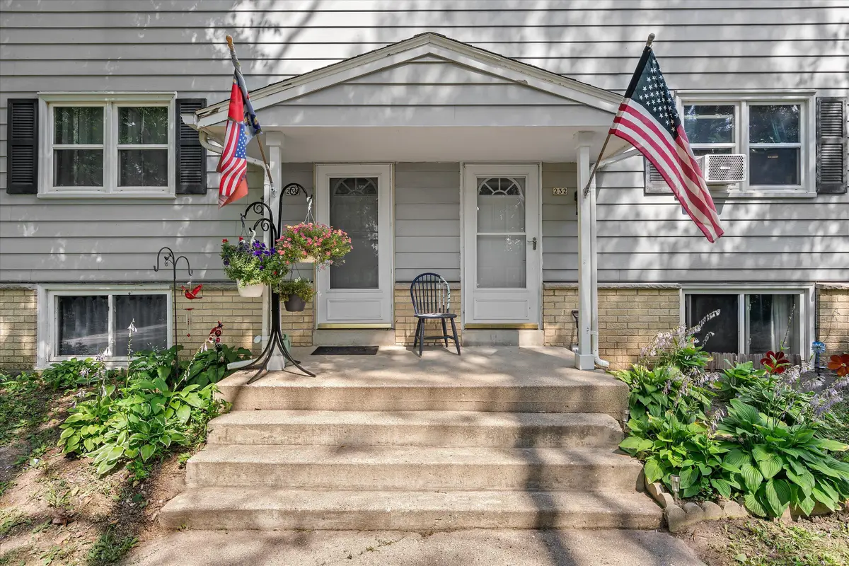 232 Wolf Dr, Dousman, WI 53118 - #1