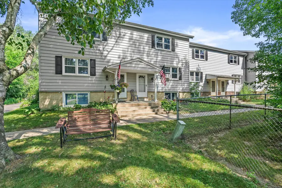 232 Wolf Dr, Dousman, WI 53118 - #2