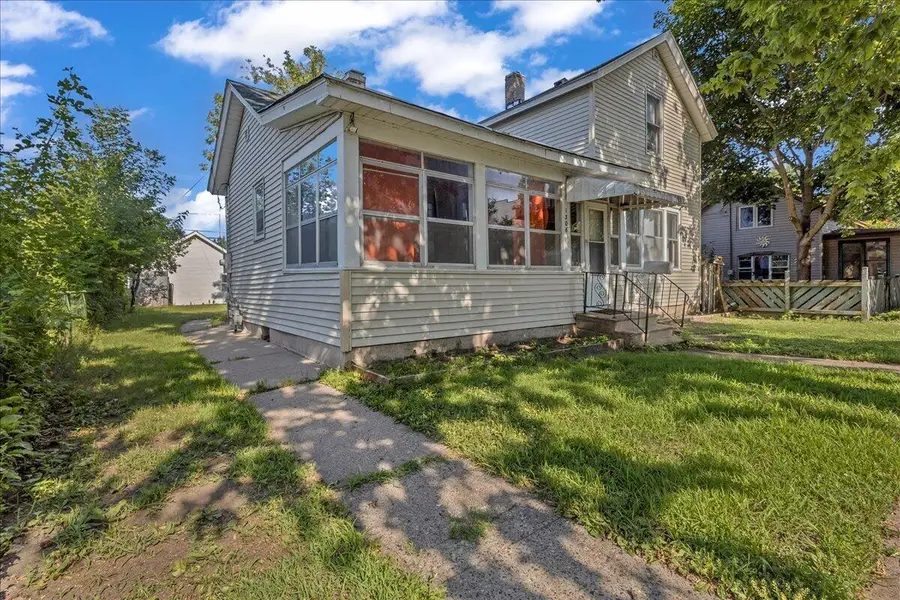 1306 7th St S, La Crosse, WI 54601 - #2