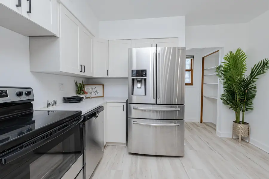 2322 S 63rd St, West Allis, WI 53219 - #2