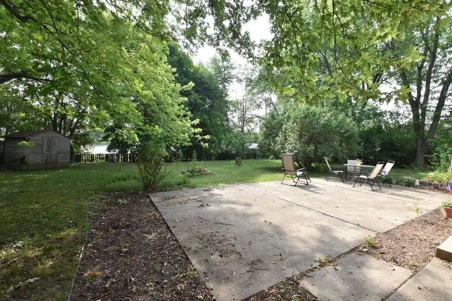 3547 Oakwood Dr, Racine, WI 53406 - #3