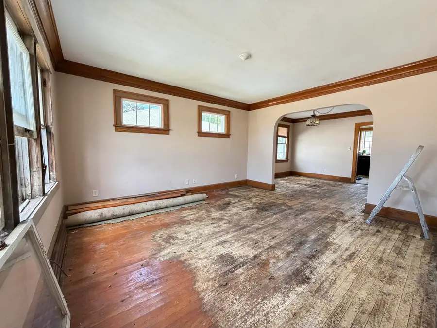 2615 Bate St, Racine, WI 53403 - #2