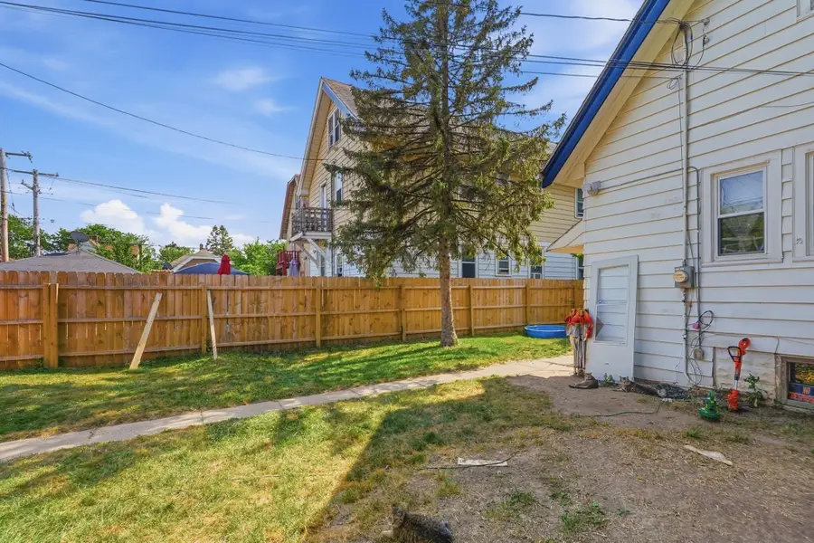 4034 N 13th St, Milwaukee, WI 53209 - #2