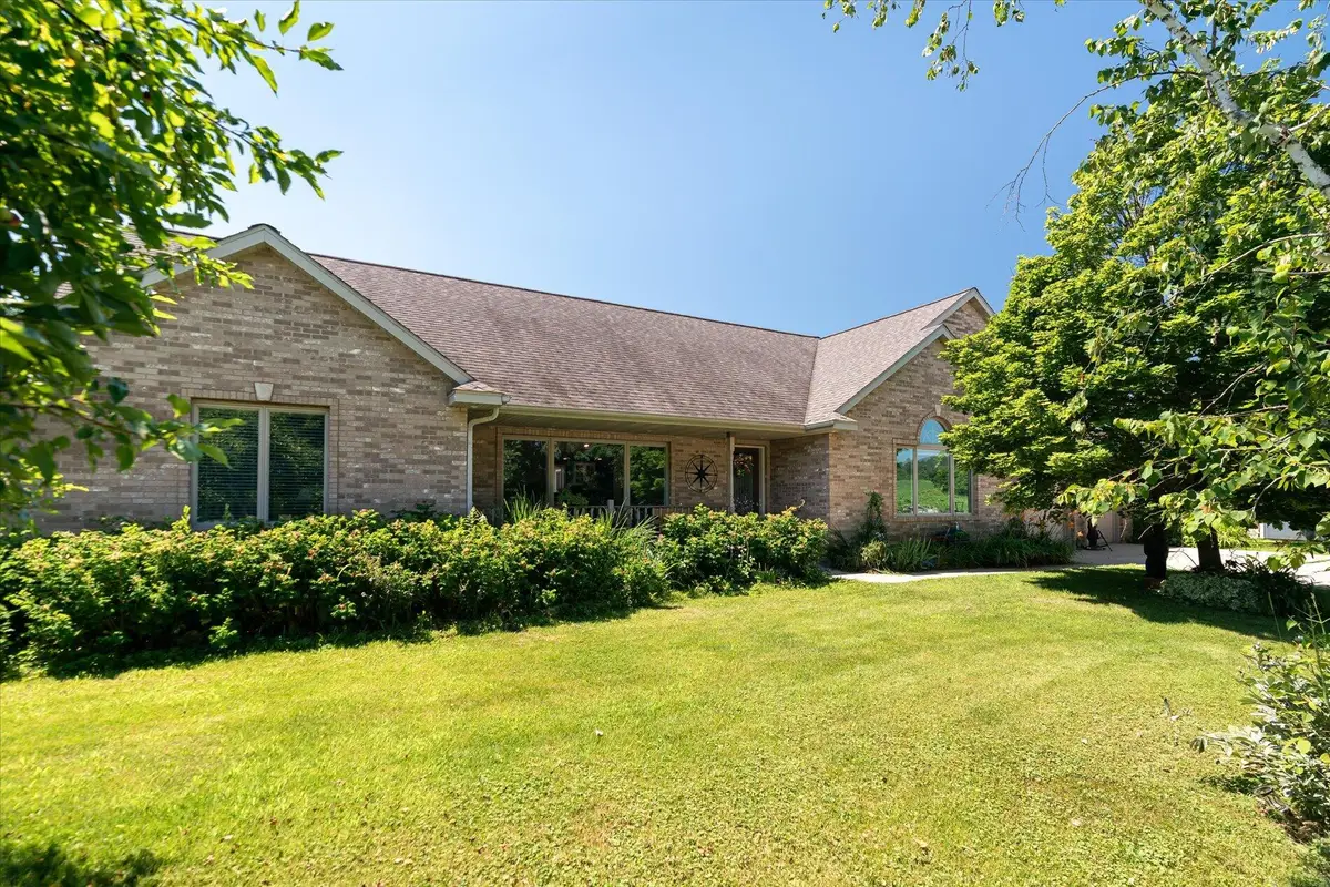 W20841 Brenegan Ln, Gale, WI 54630 - #1
