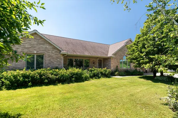 W20841 Brenegan Ln, Gale, WI 54630