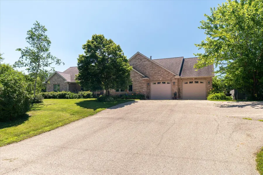 W20841 Brenegan Ln, Gale, WI 54630 - #2