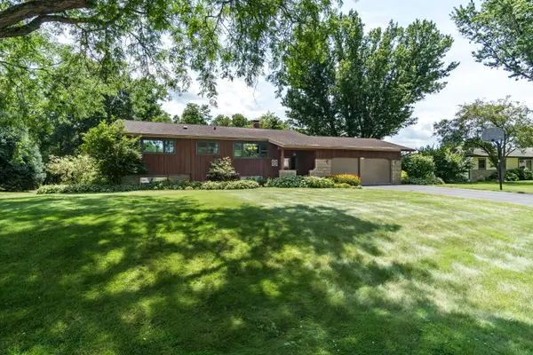 W4939 Hoeth St, La Crosse, WI 54601
