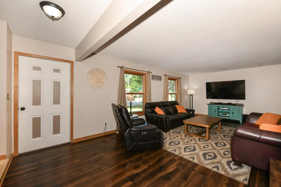 45 N Maria Dr, Elkhorn, WI 53121 - #3