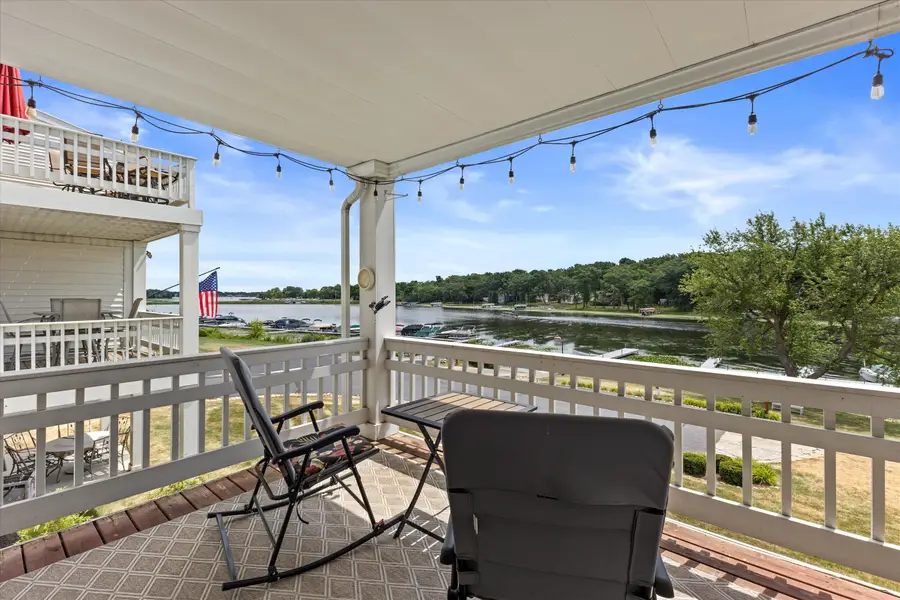 2107 Landings Ln, Delavan, WI 53115 - #3