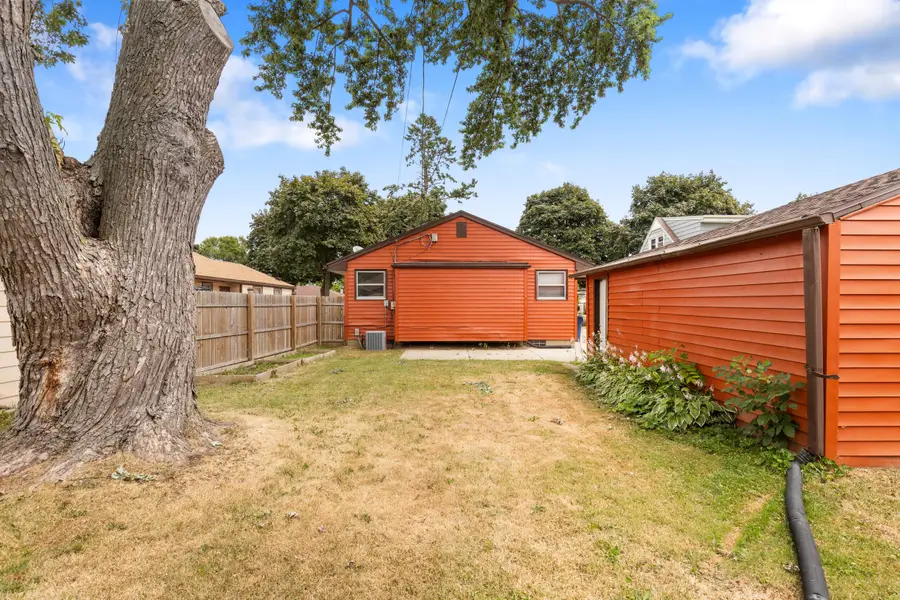7063 N 37th St, Milwaukee, WI 53209 - #3