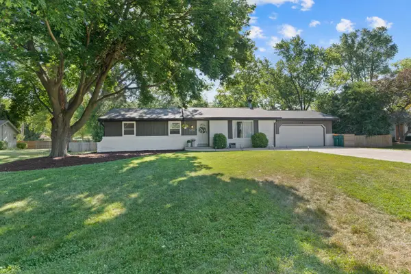 W157N9750 Glenwood Rd, Germantown, WI 53022