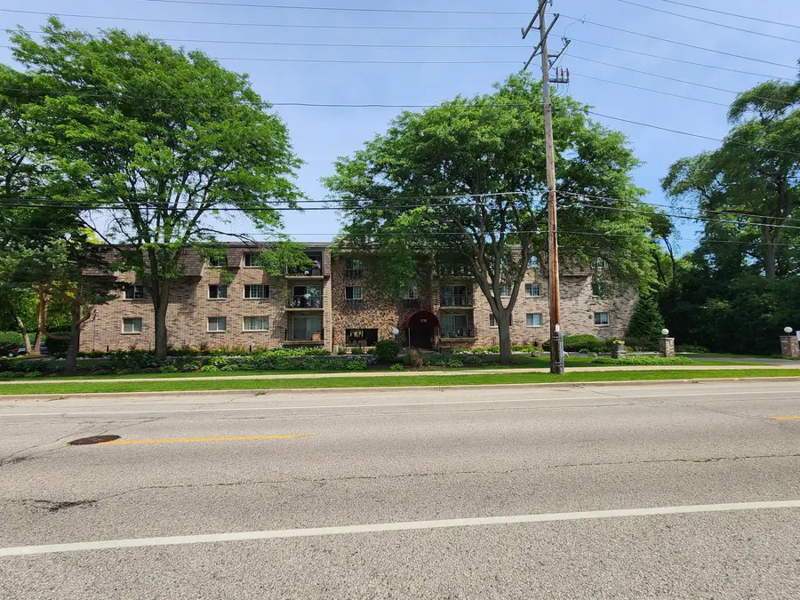 1730 W Green Tree Rd, Glendale, WI 53209 - #2