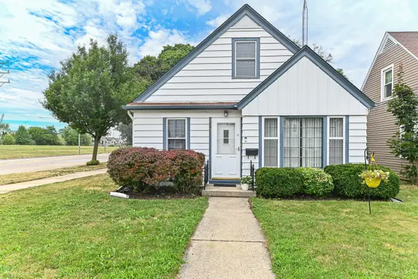 3022 21st St, Racine, WI 53403