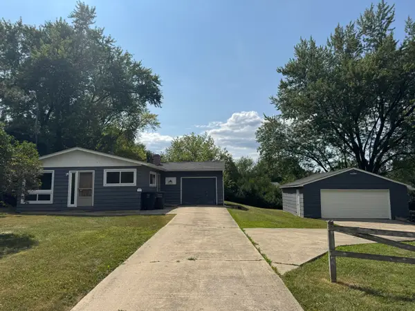 12142 219th Ave, Bristol, WI 53104