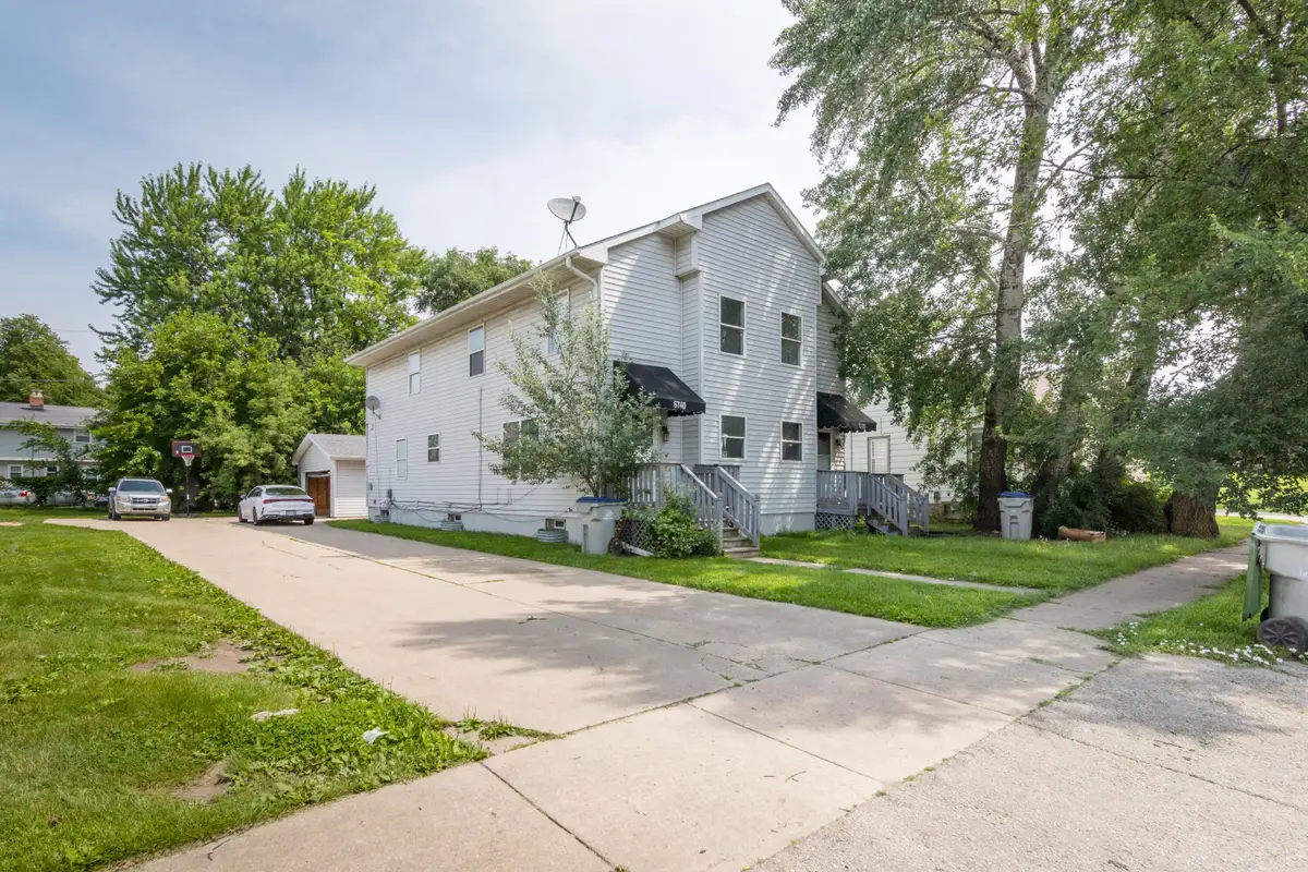 6738 W Mill Rd, Milwaukee, WI 53218 - #1