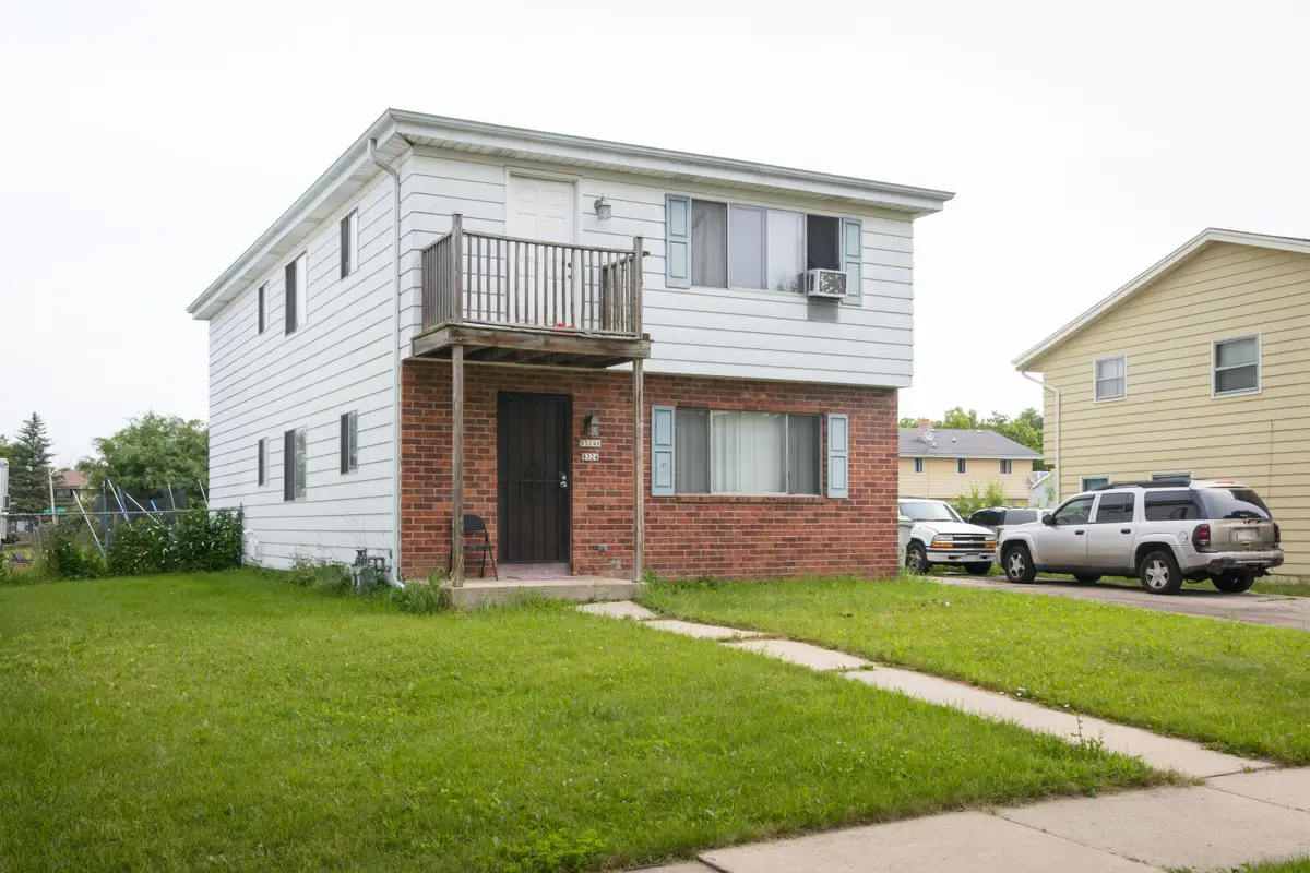 9324 W Allyn St, Milwaukee, WI 53224 - #1