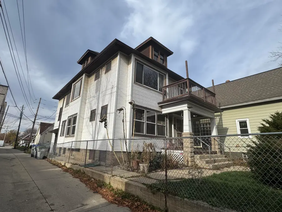 3119 N Booth St, Milwaukee, WI 53212 - #2