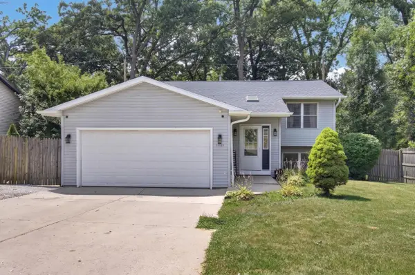 11124 268th Ave, Salem Lakes, WI 53179