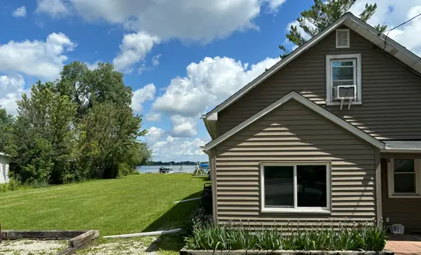 25324 S Wind Lake Rd, Norway, WI 53185