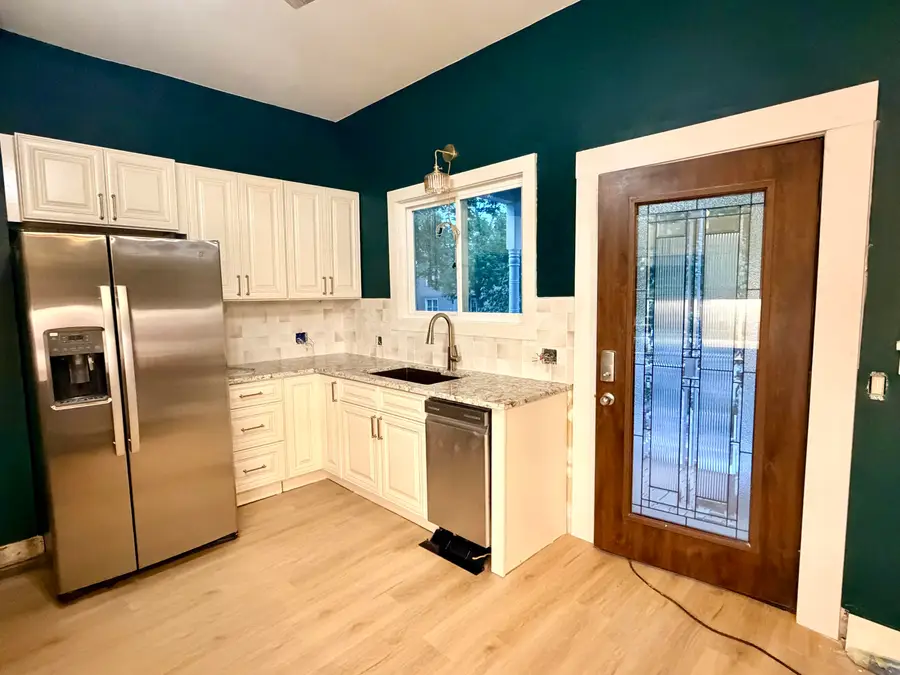 300 W Chestnut St, Burlington, WI 53105 - #3