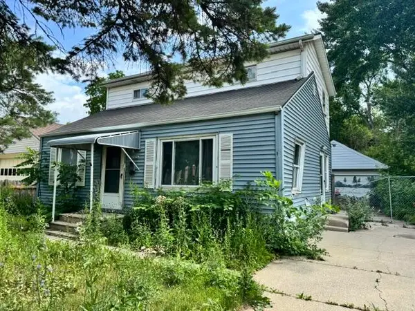 5026 N 60th St, Milwaukee, WI 53218