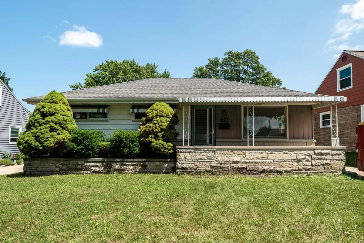 3744 S 48th St, Milwaukee, WI 53220 - #1