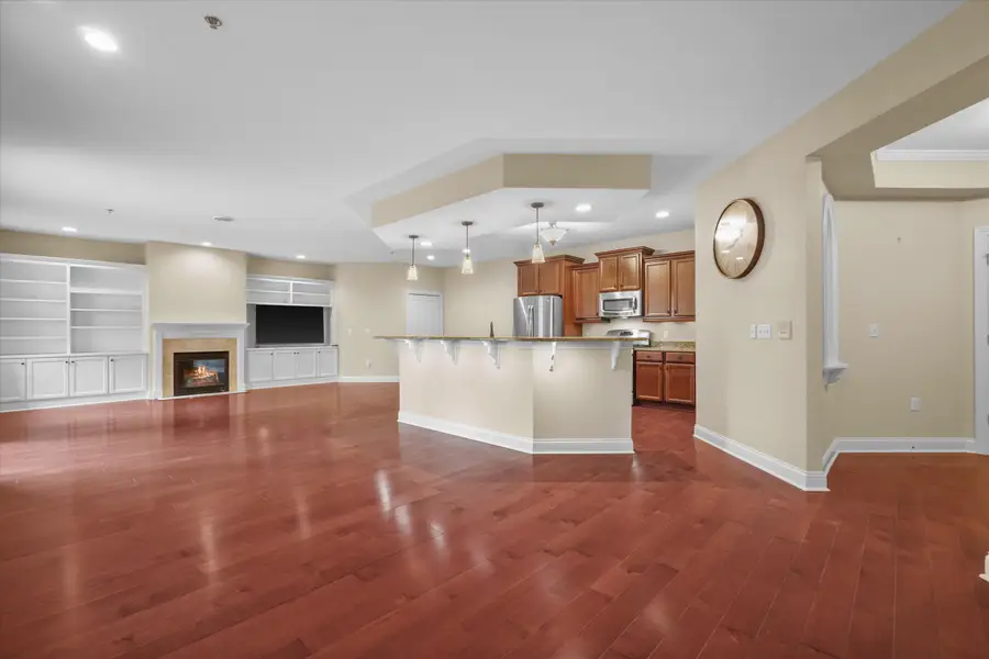 17490 Crest Hill Dr, Brookfield, WI 53045 - #2