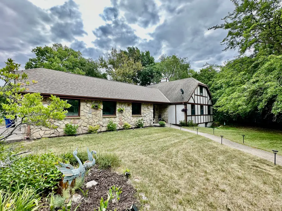 1894 Annette Ct, West Bend, WI 53090 - #2