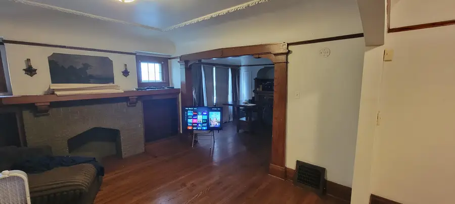 3859 N 24th Pl, Milwaukee, WI 53206 - #3