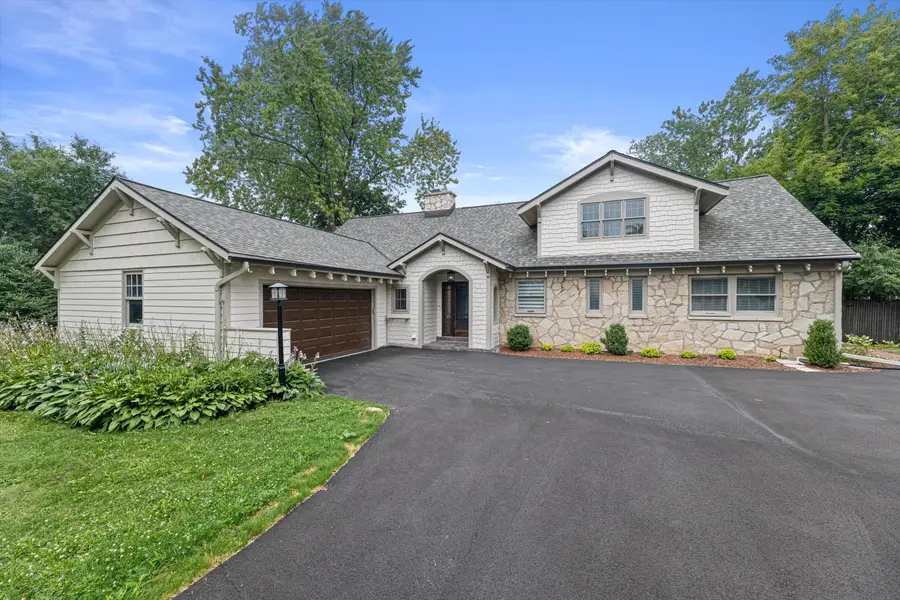 7857 N Lake Dr, Fox Point, WI 53217 - #2