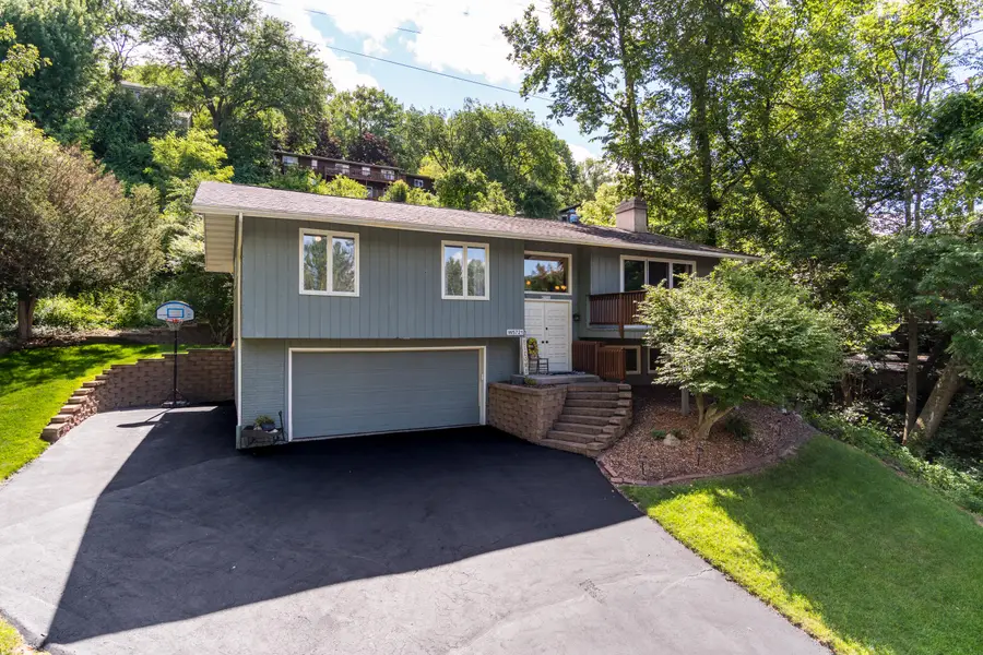 W5721 Sherwood Dr, Shelby, WI 54601 - #2