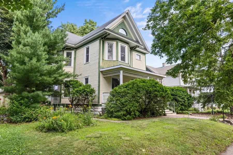 1611 Wood St, La Crosse, WI 54603 - #2