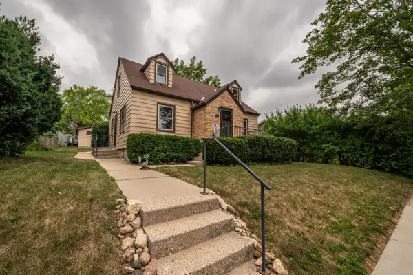 316 S 11th Ave, West Bend, WI 53095