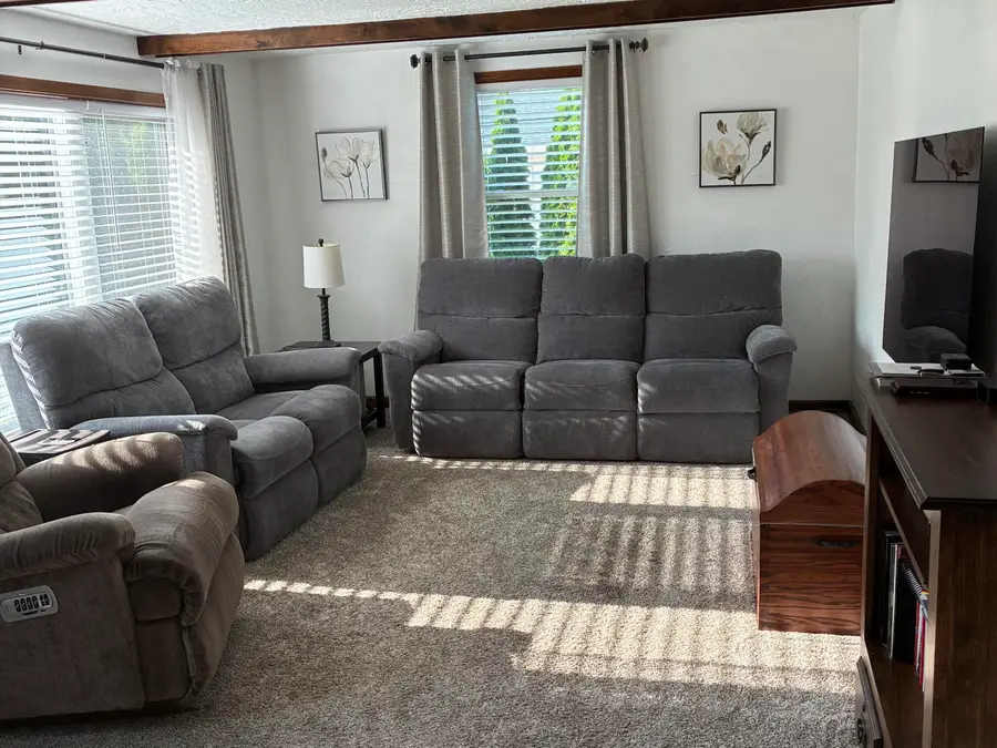 1309 Crestwood Dr, Green Bay, WI 54313 - #3