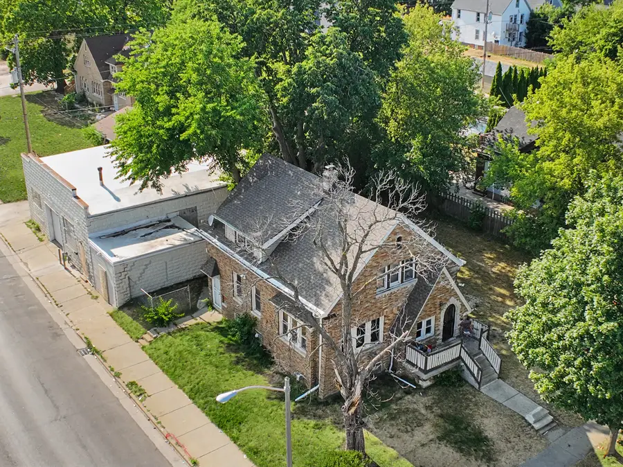 3103 N 28th St, Milwaukee, WI 53216 - #2
