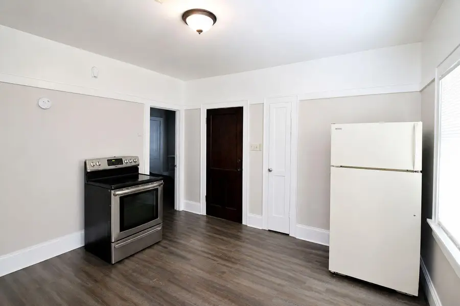 4420-4422 W Lloyd St, Milwaukee, WI 53208 - #2