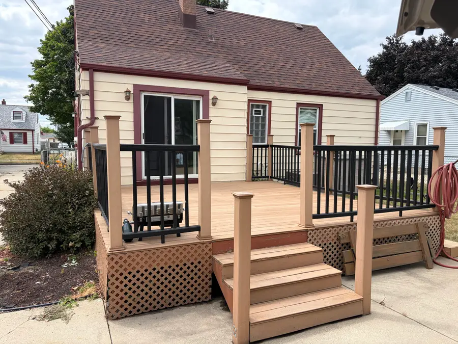 3634 S 24th St, Milwaukee, WI 53221 - #2