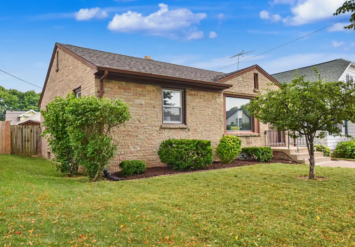 1726 Grams Ct, Sheboygan, WI 53081 - #1