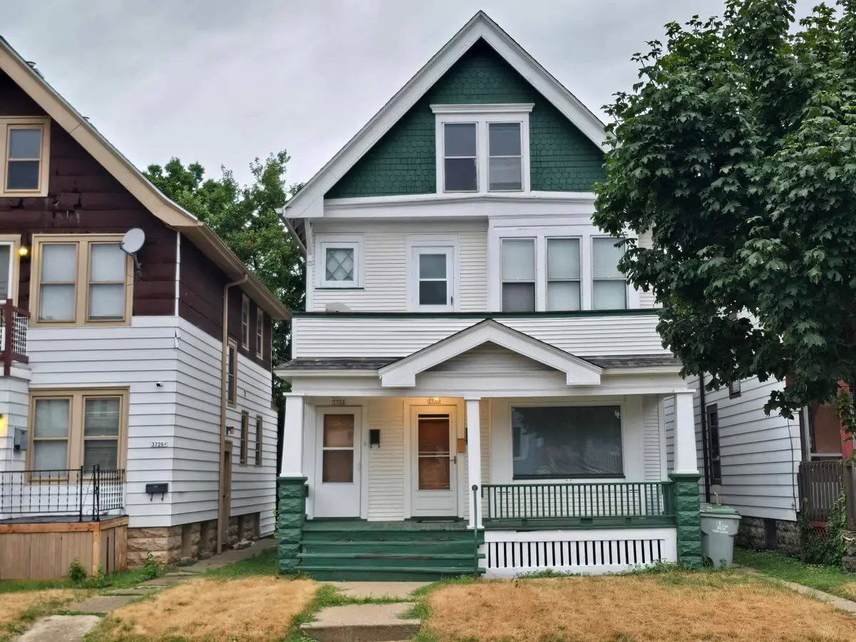 3720 W Dorothy Pl, Milwaukee, WI 53215 - #1