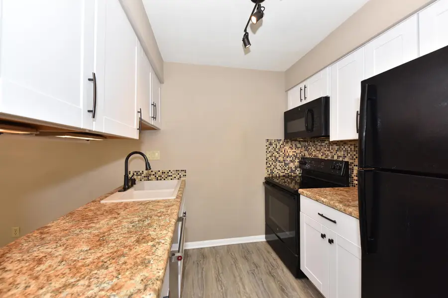 3935 S 84th St, Greenfield, WI 53228 - #2