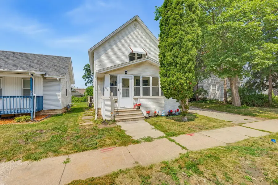 351 Grove St, Fond Du Lac, WI 54935 - #3