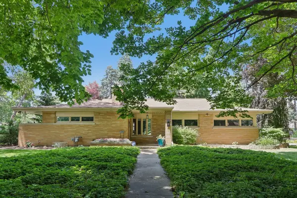 3358 Taylor Ave, Elmwood Park, WI 53405