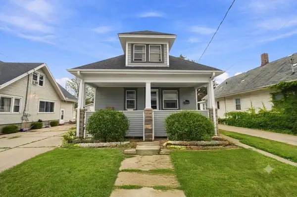 4029 Sheridan Rd, Kenosha, WI 53140